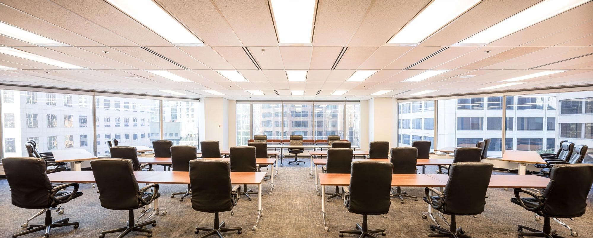 Charest Reporting Office in Vancouver - Design and Build Project by Aura