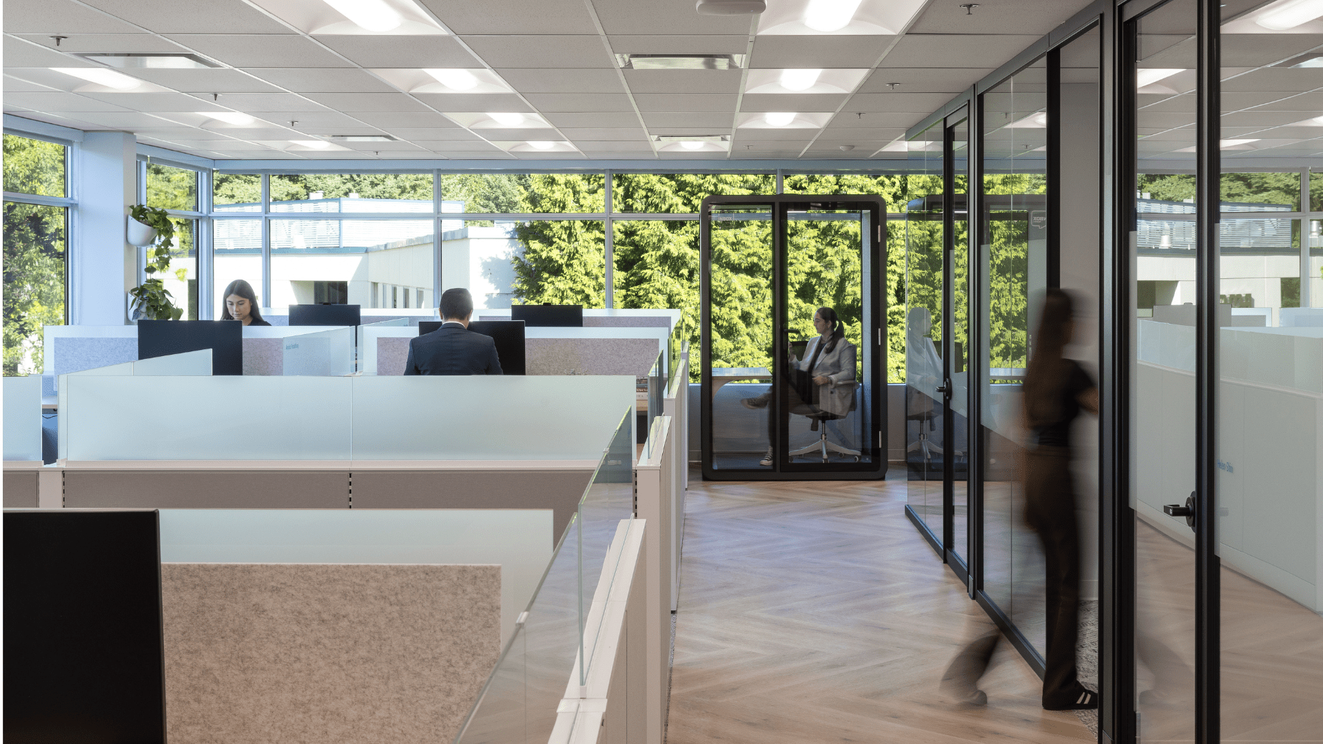 Cubicle Layout | Aura Office | Design-Build